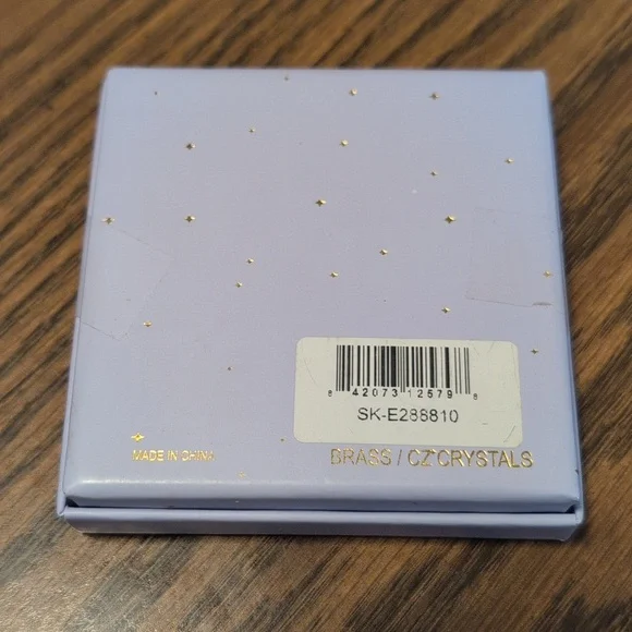 EyeCandy Volar Bee Earrings New - Picture 4 of 4